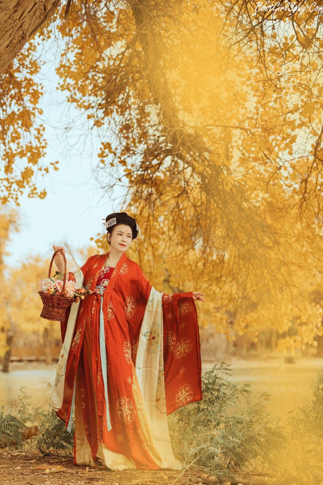 YiTuYu艺图语 Vol.224 Zhi Qiu