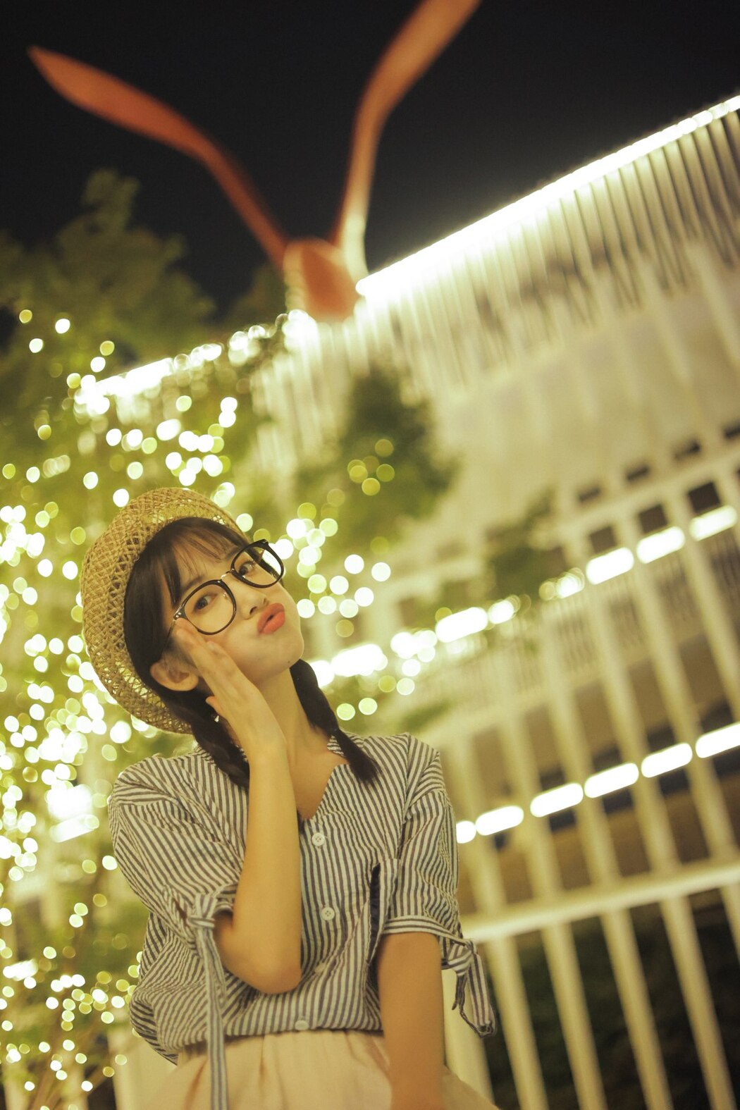 YiTuYu艺图语 Vol.2225 Yi Zhi A Meng Zai