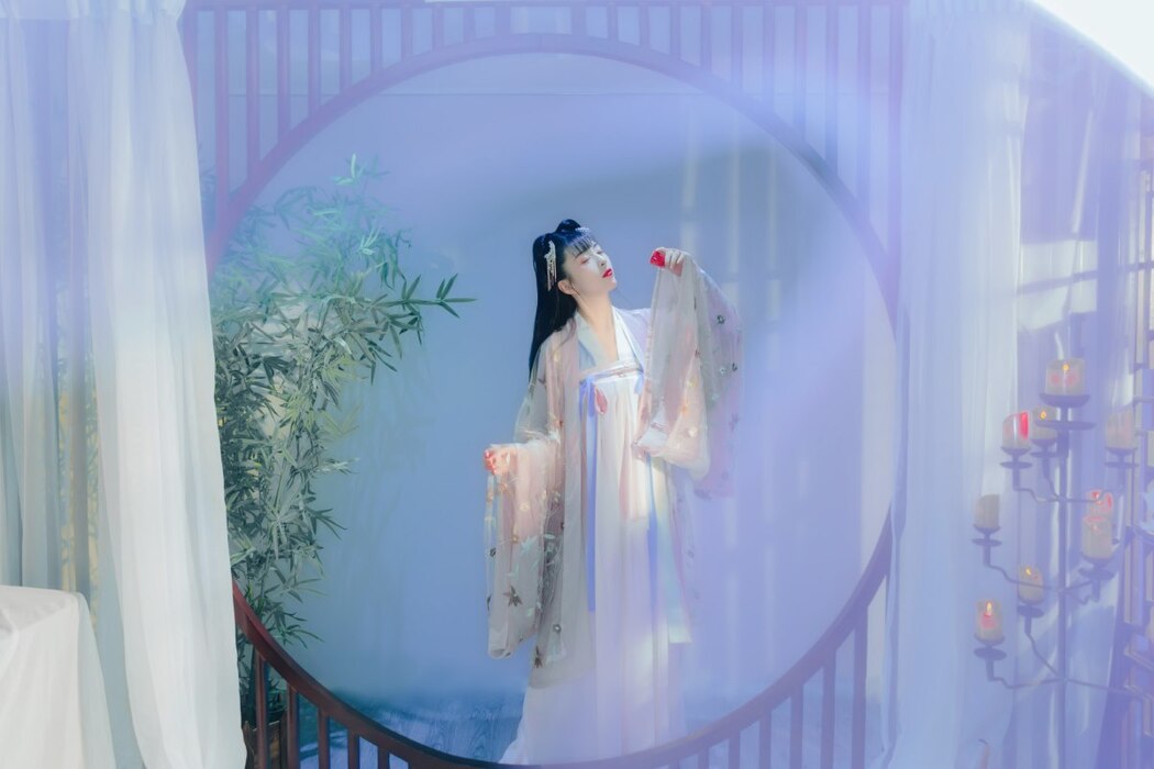 YiTuYu艺图语 Vol.2238 Mi Zhi Da He Jiang