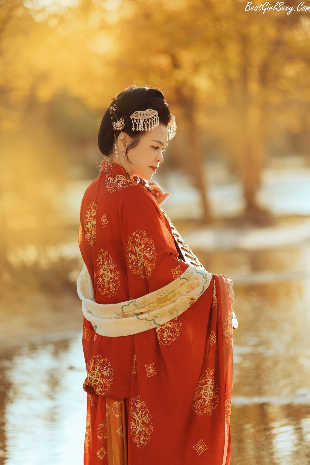 YiTuYu艺图语 Vol.224 Zhi Qiu
