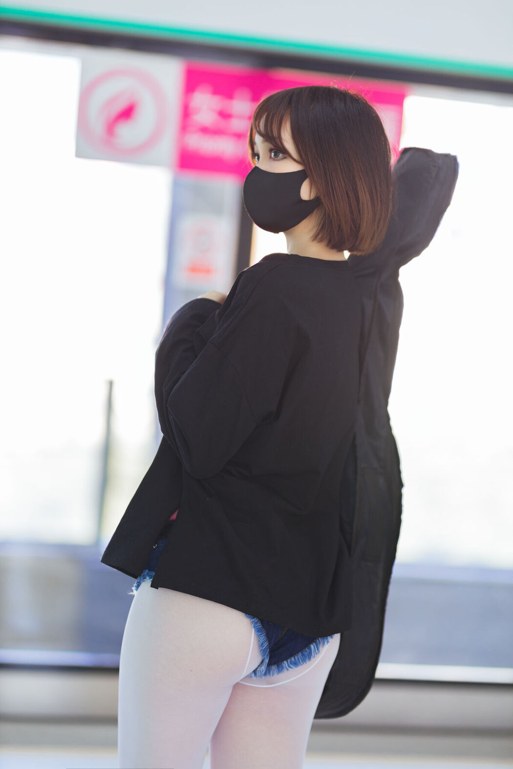 Coser@洛桑w伊梓 – 地铁吉他