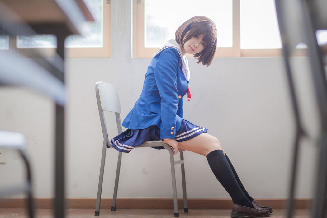 Coser@白金Saki – 三个女仆