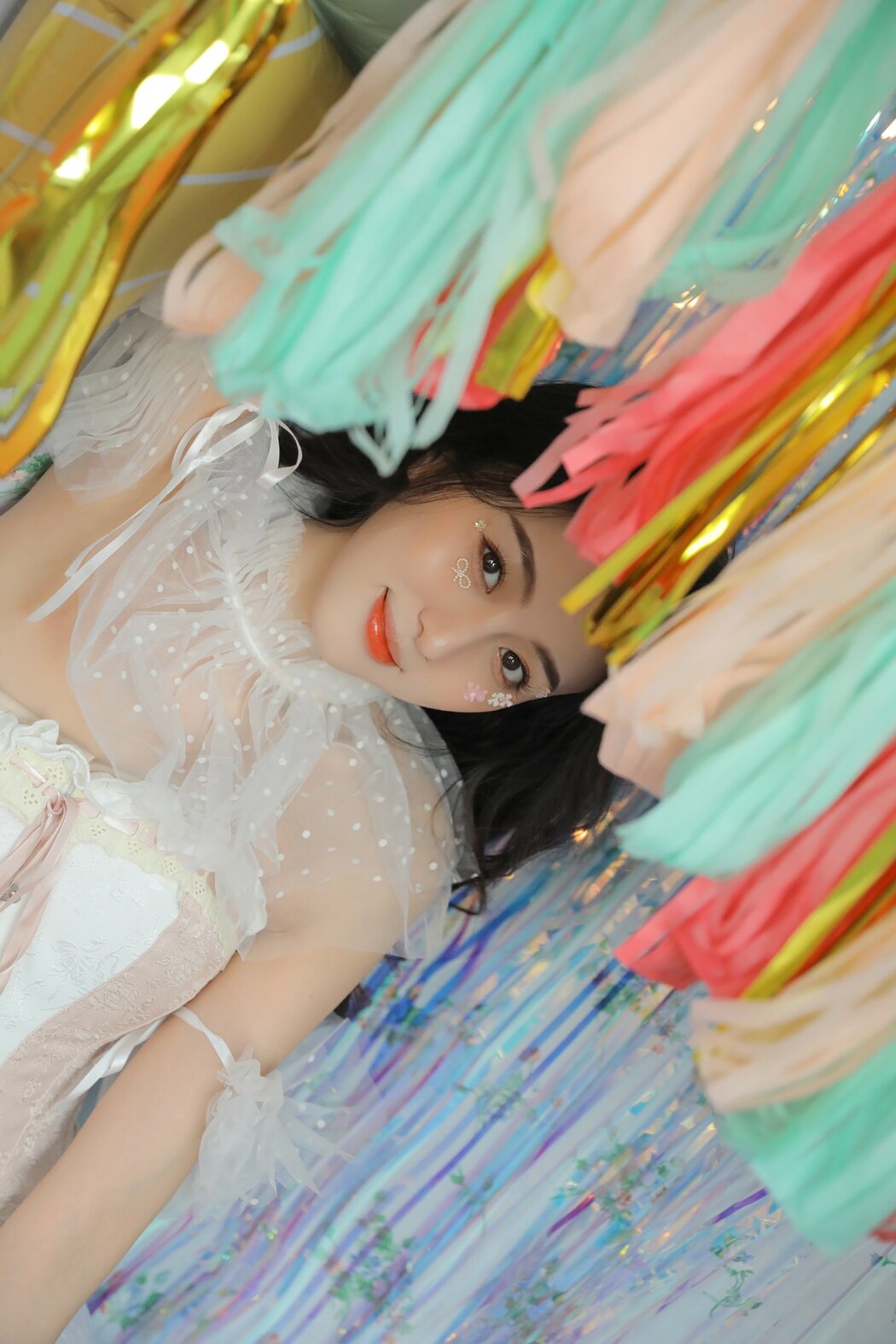 YiTuYu艺图语 Vol.2211 Zhou Qian Qian A
