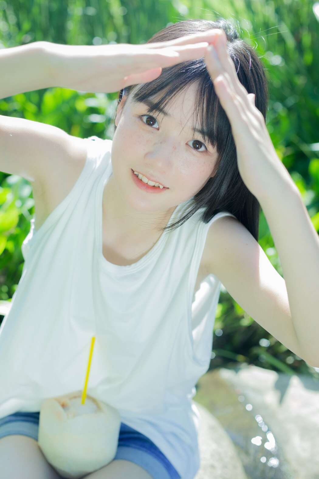 YiTuYu艺图语 Vol.2239 Xiao Yi Mei Mei Cute