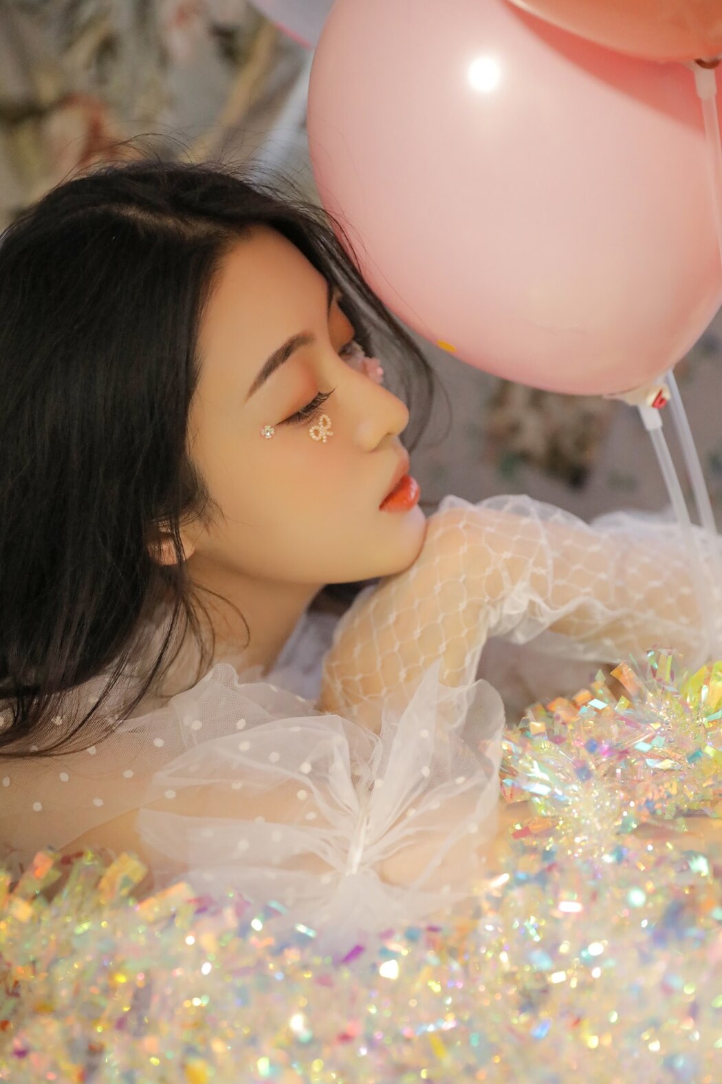 YiTuYu艺图语 Vol.2211 Zhou Qian Qian A