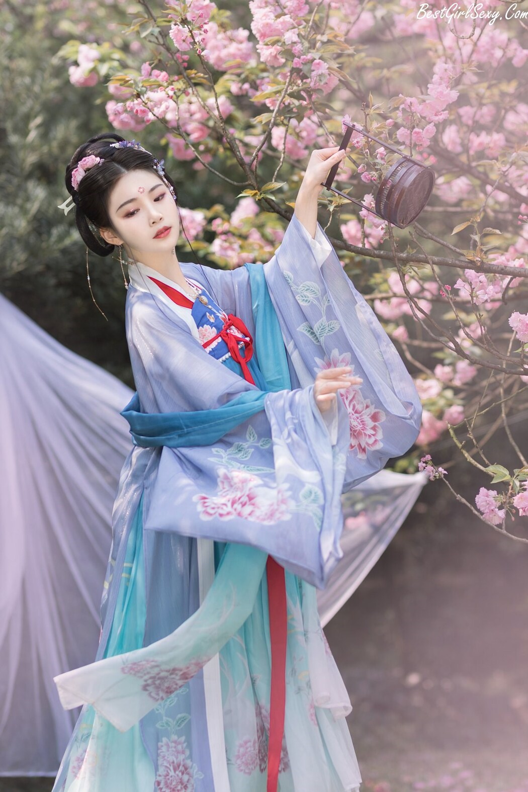 YiTuYu艺图语 Vol.226 Qing Qing