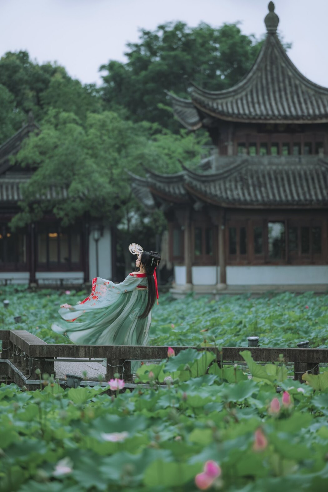 YiTuYu艺图语 Vol.2228 Qian Mo Hong Chen