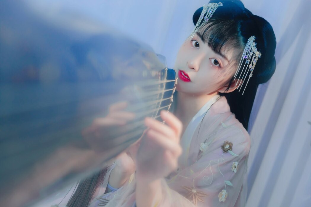 YiTuYu艺图语 Vol.2238 Mi Zhi Da He Jiang