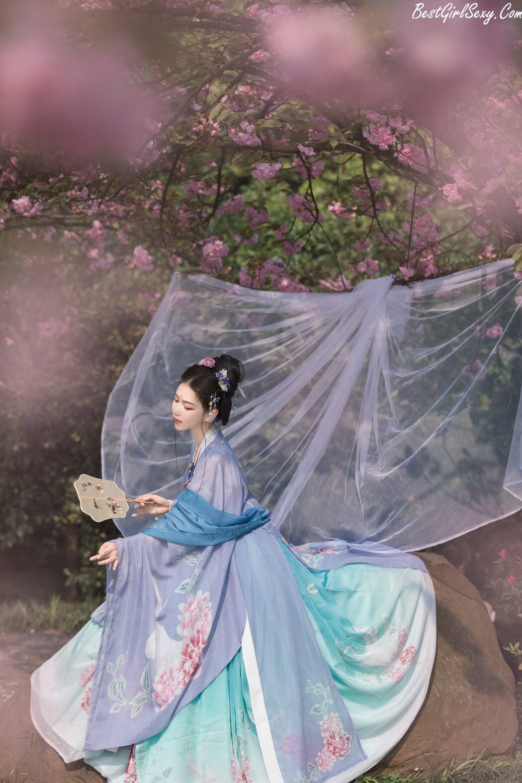 YiTuYu艺图语 Vol.226 Qing Qing
