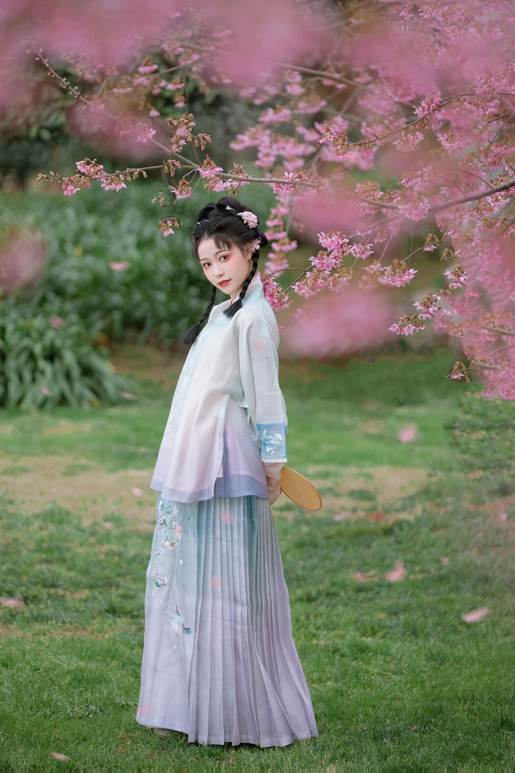 YiTuYu艺图语 Vol.2253 Li Yi Yi