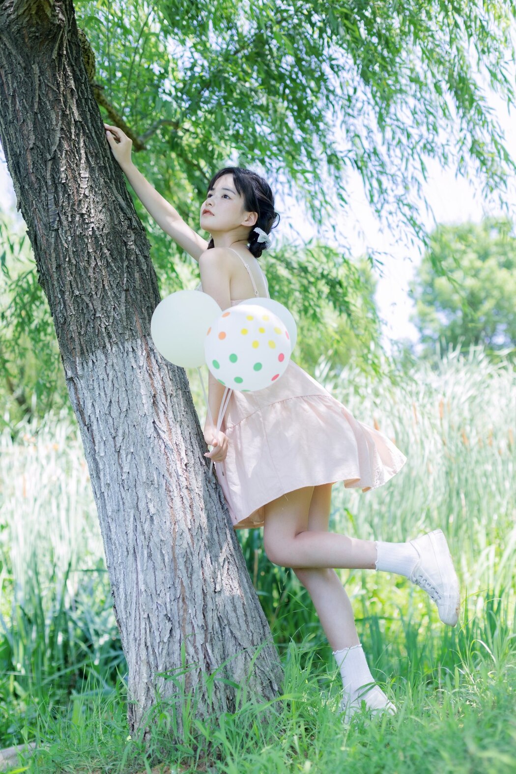 YiTuYu艺图语 Vol.2276 Xiao Yi Mei Mei Cute