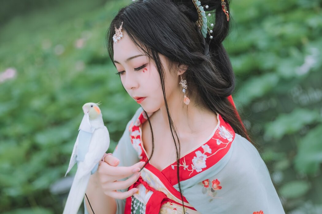 YiTuYu艺图语 Vol.2228 Qian Mo Hong Chen