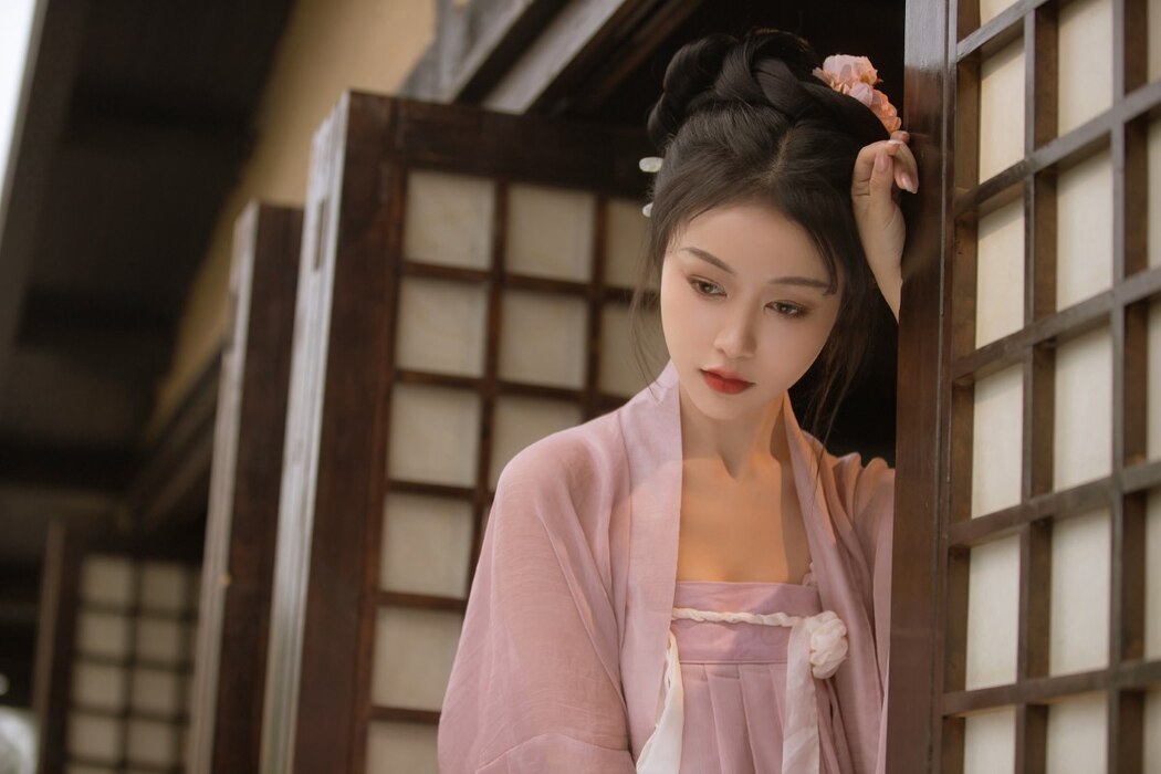 YiTuYu艺图语 Vol.2244 Li Yi Yi