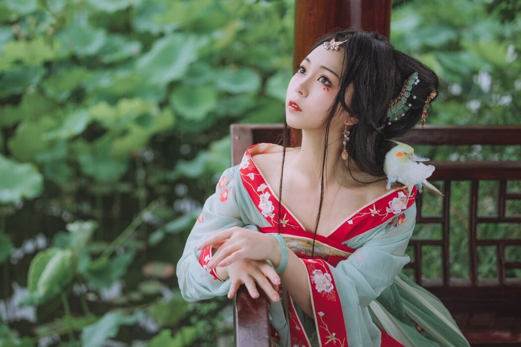 YiTuYu艺图语 Vol.2228 Qian Mo Hong Chen