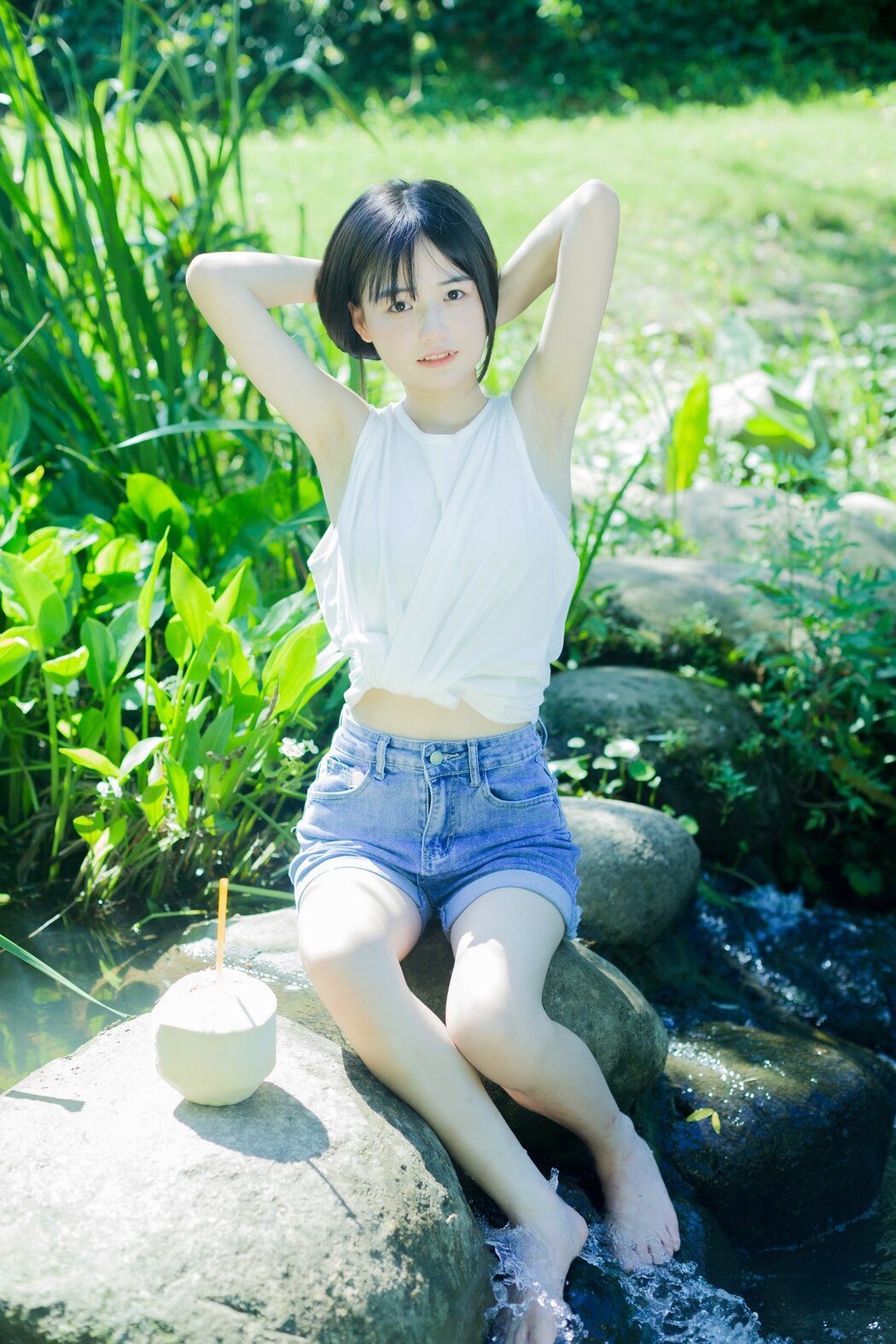 YiTuYu艺图语 Vol.2239 Xiao Yi Mei Mei Cute