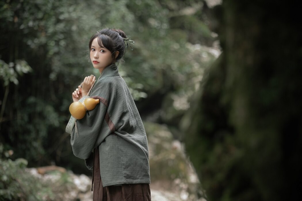 YiTuYu艺图语 Vol.2231 Li Yi Yi