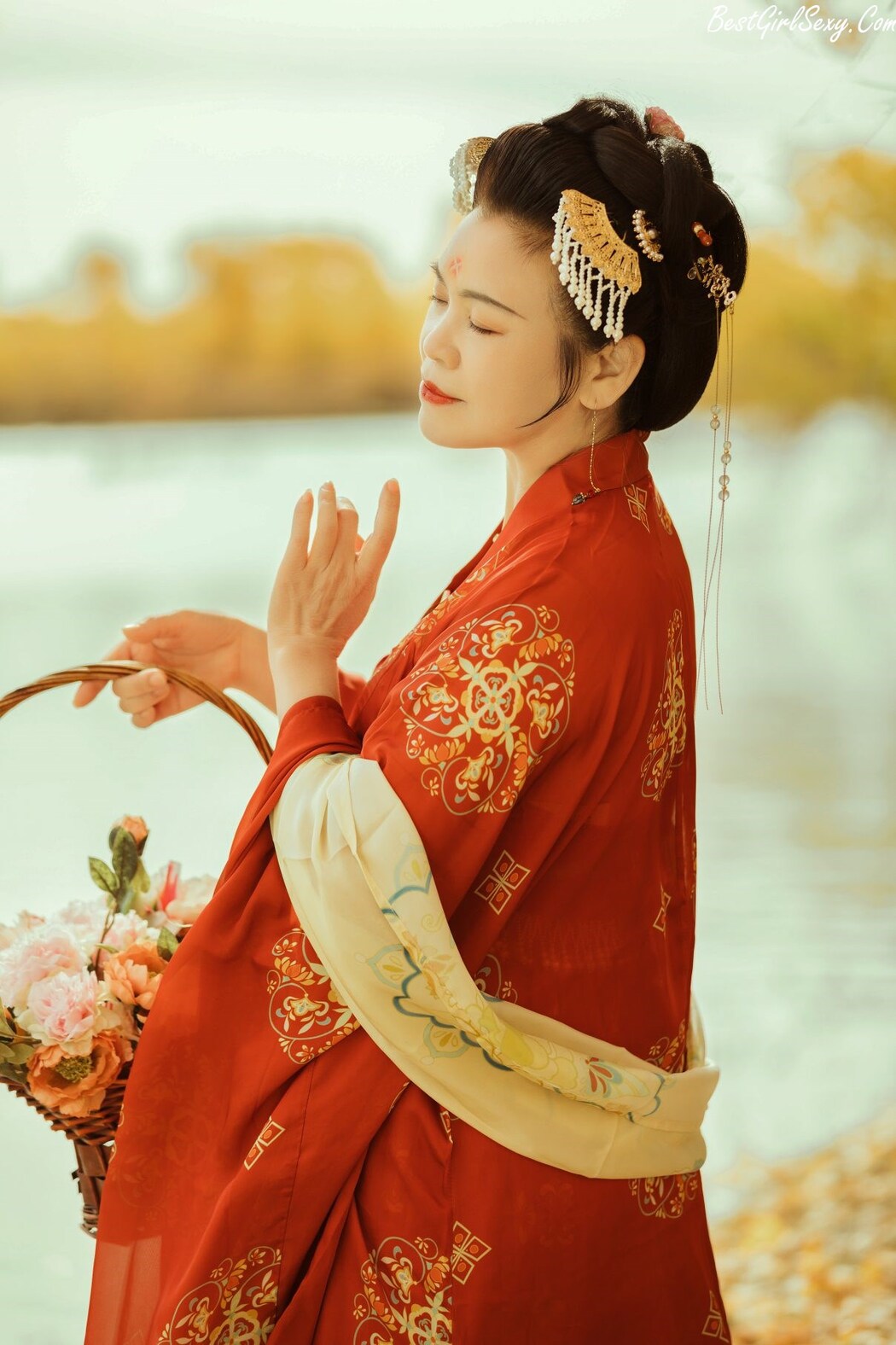 YiTuYu艺图语 Vol.224 Zhi Qiu