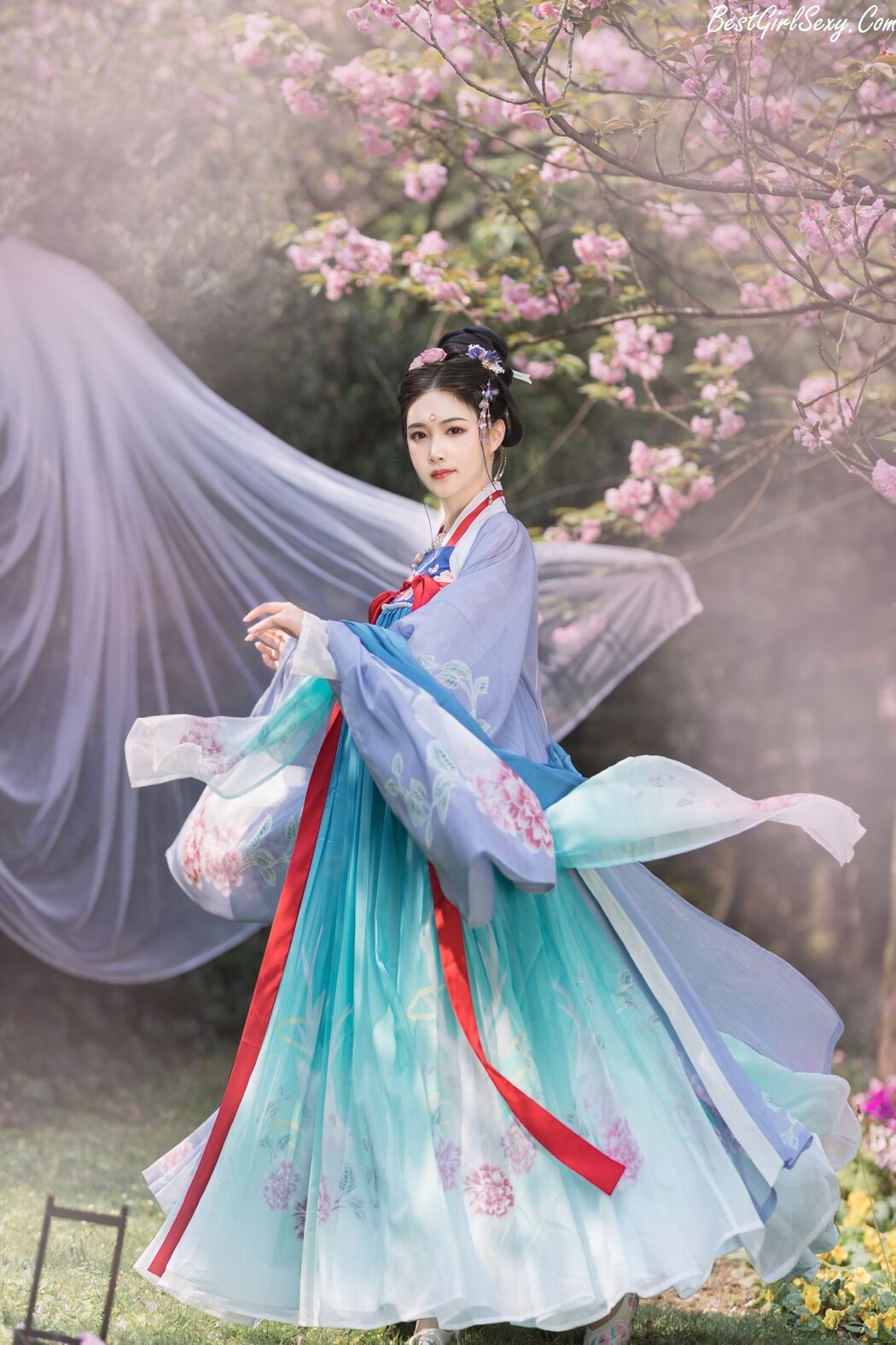 YiTuYu艺图语 Vol.226 Qing Qing