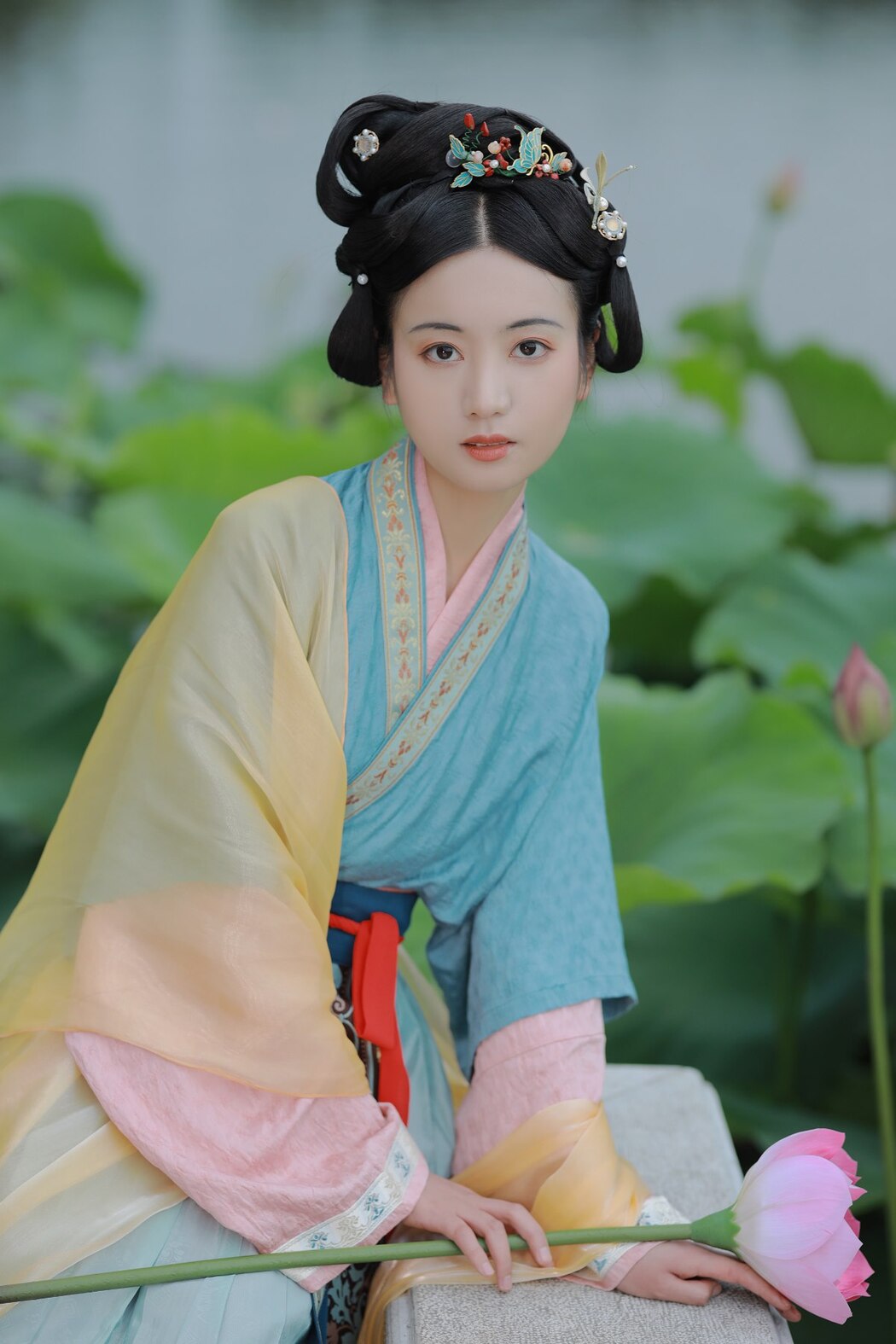 YiTuYu艺图语 Vol.2223 Yu Jin