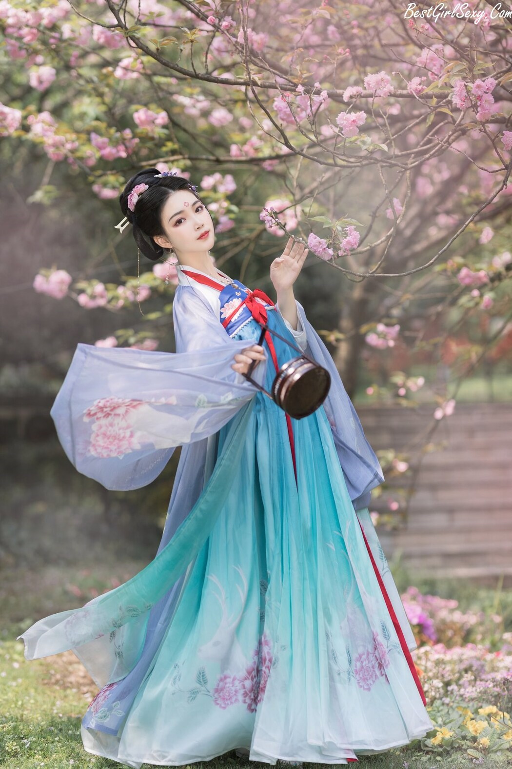 YiTuYu艺图语 Vol.226 Qing Qing