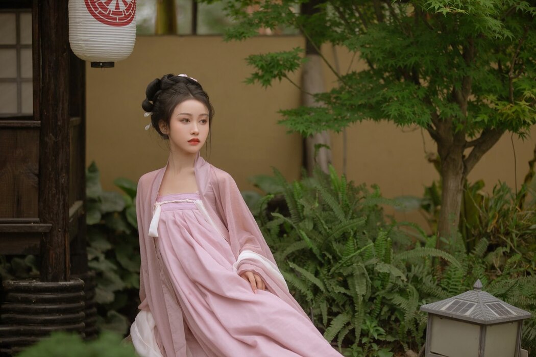 YiTuYu艺图语 Vol.2244 Li Yi Yi