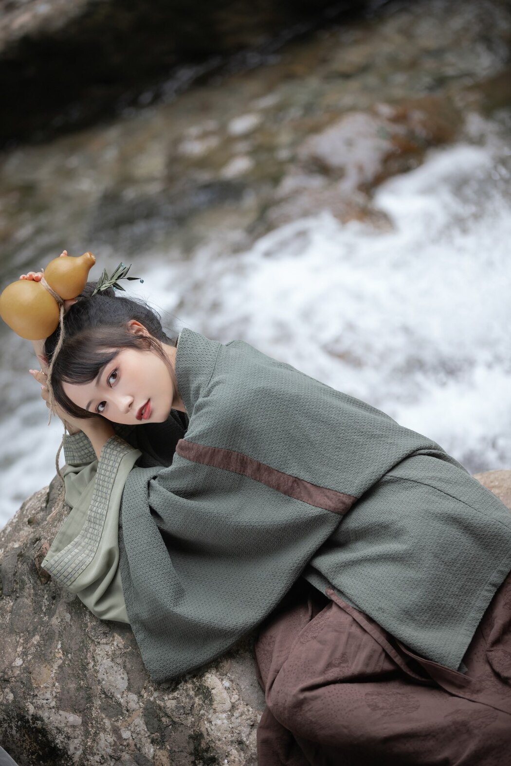 YiTuYu艺图语 Vol.2231 Li Yi Yi