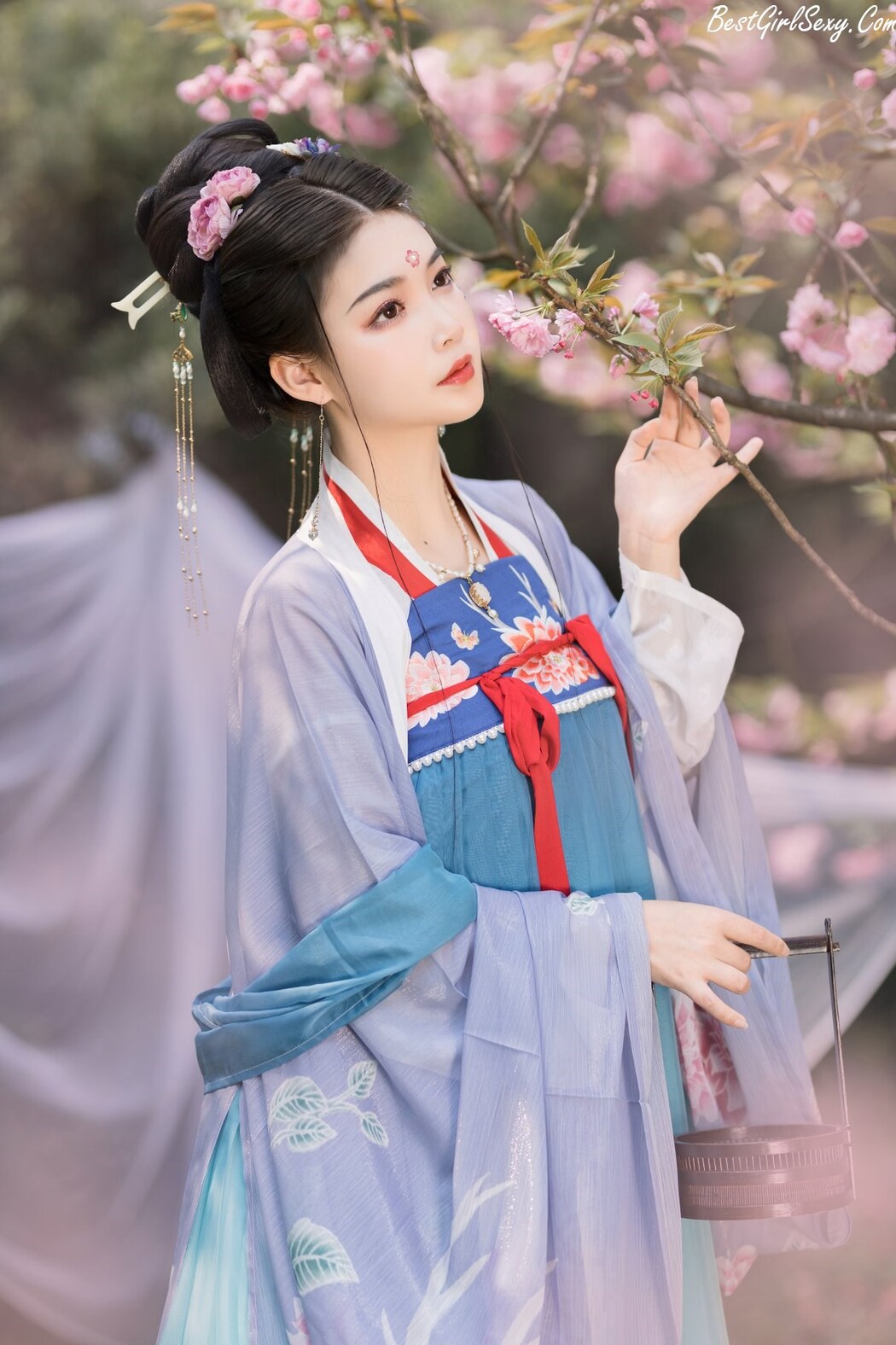 YiTuYu艺图语 Vol.226 Qing Qing