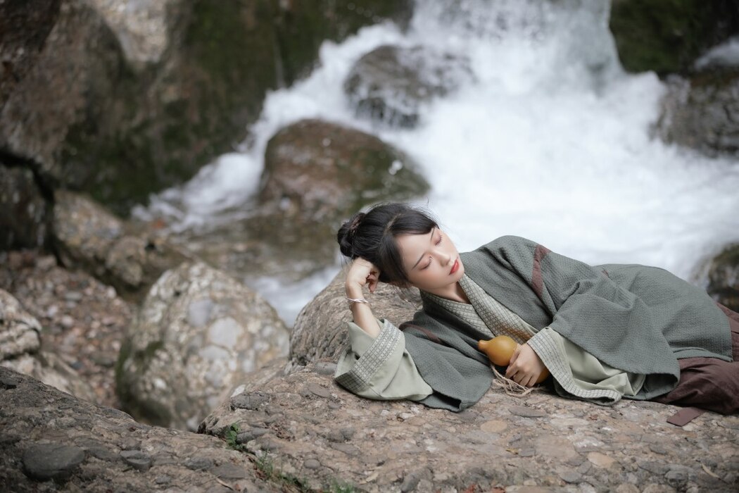 YiTuYu艺图语 Vol.2231 Li Yi Yi