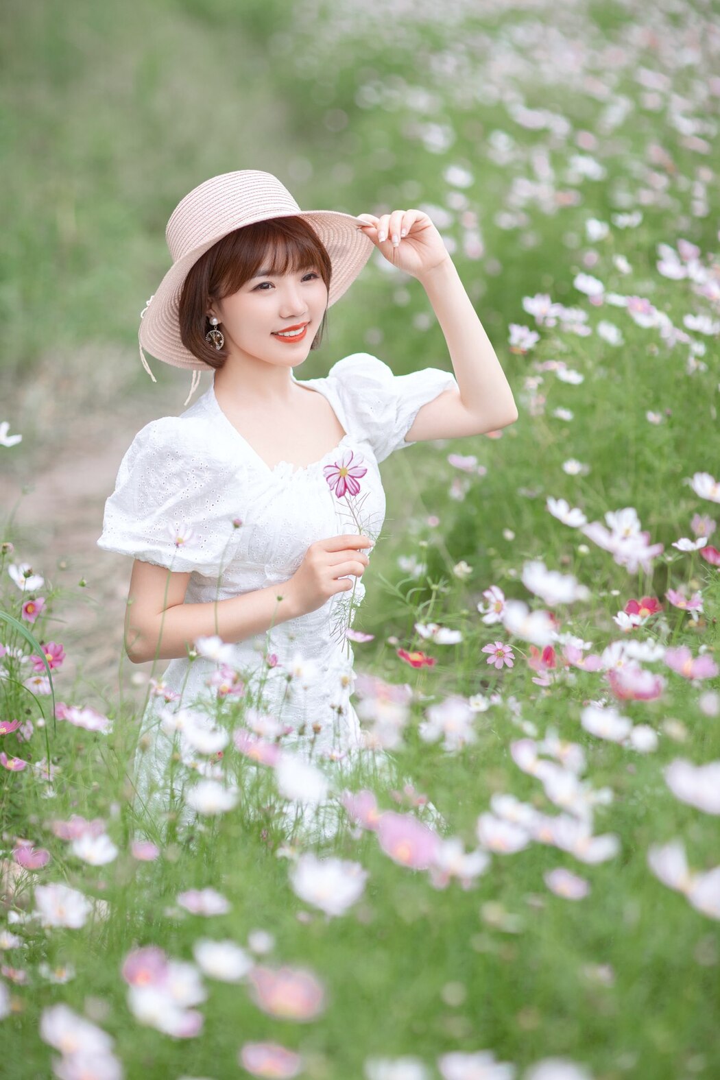 YiTuYu艺图语 Vol.2252 Dong Qin