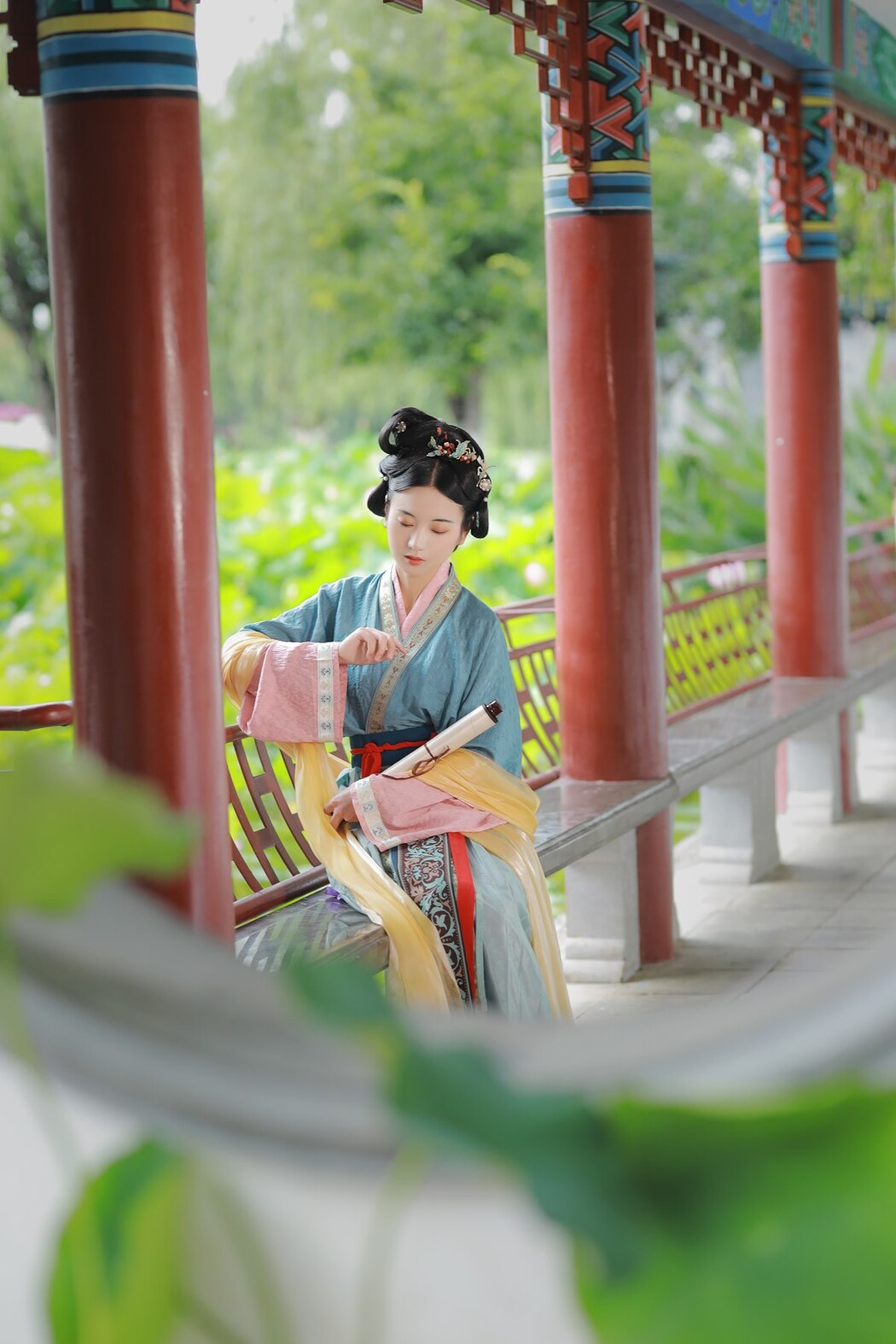 YiTuYu艺图语 Vol.2223 Yu Jin