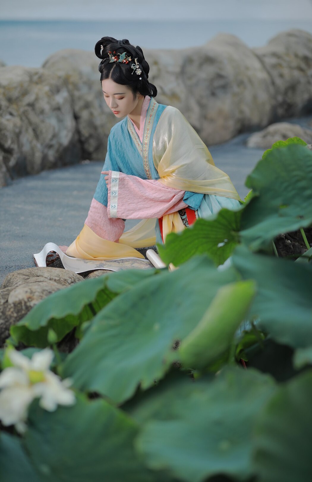YiTuYu艺图语 Vol.2223 Yu Jin