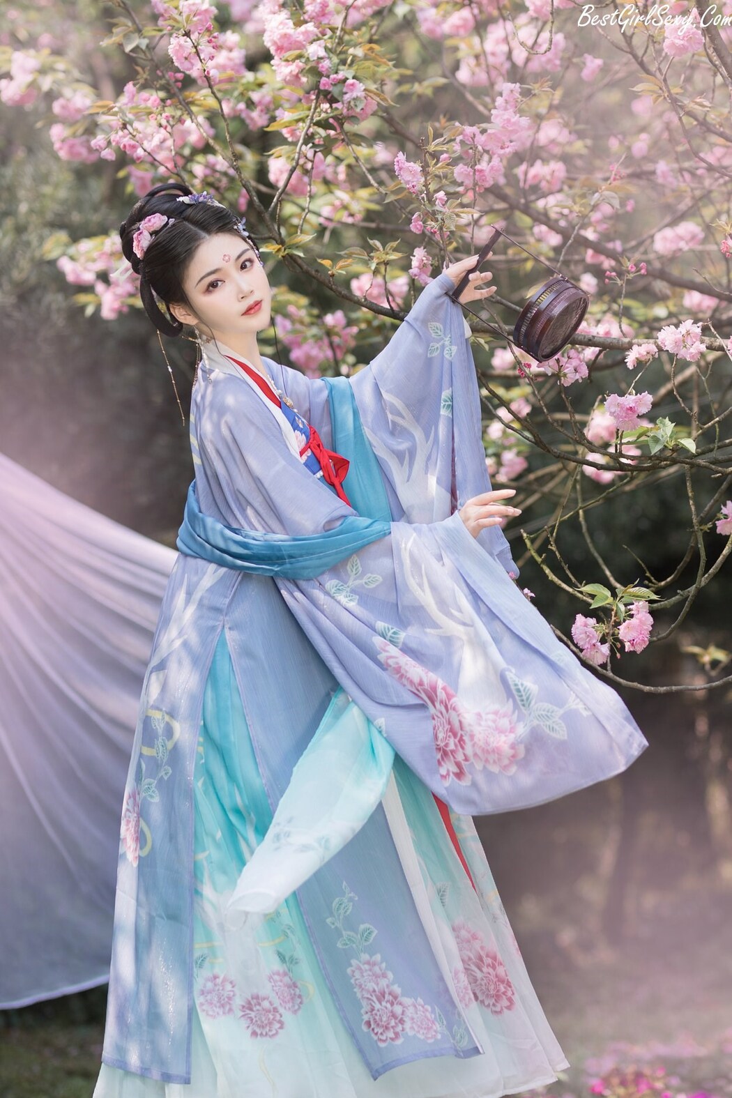 YiTuYu艺图语 Vol.226 Qing Qing
