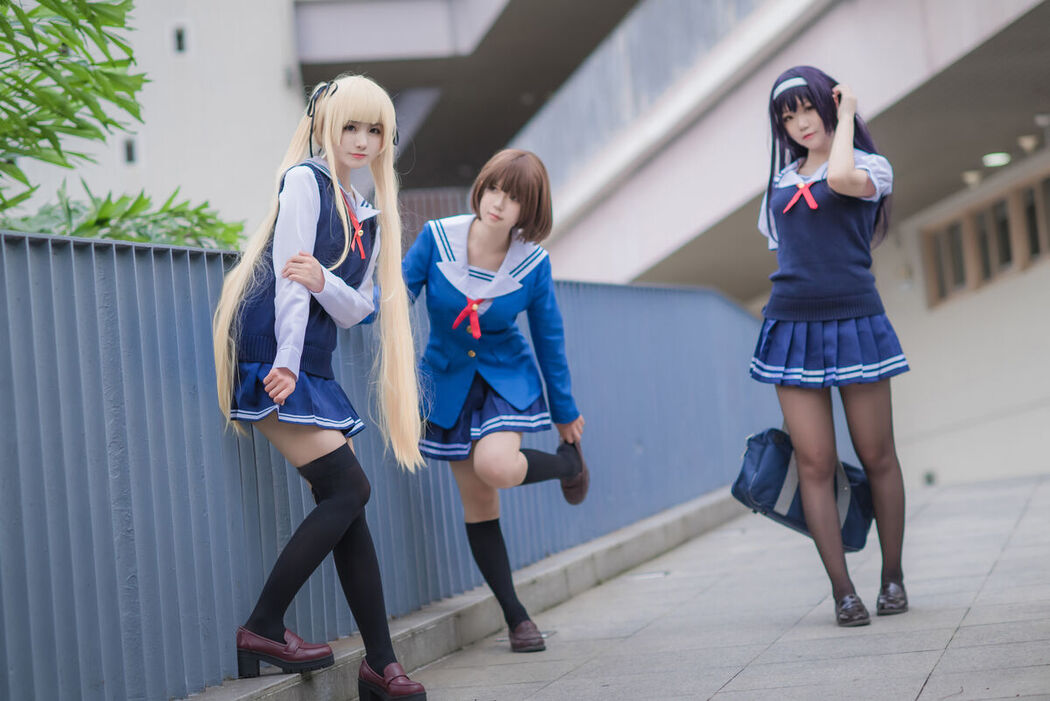 Coser@白金Saki – 三个女仆