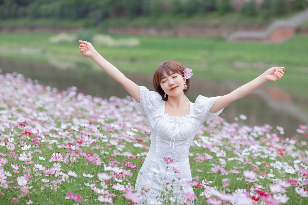 YiTuYu艺图语 Vol.2252 Dong Qin