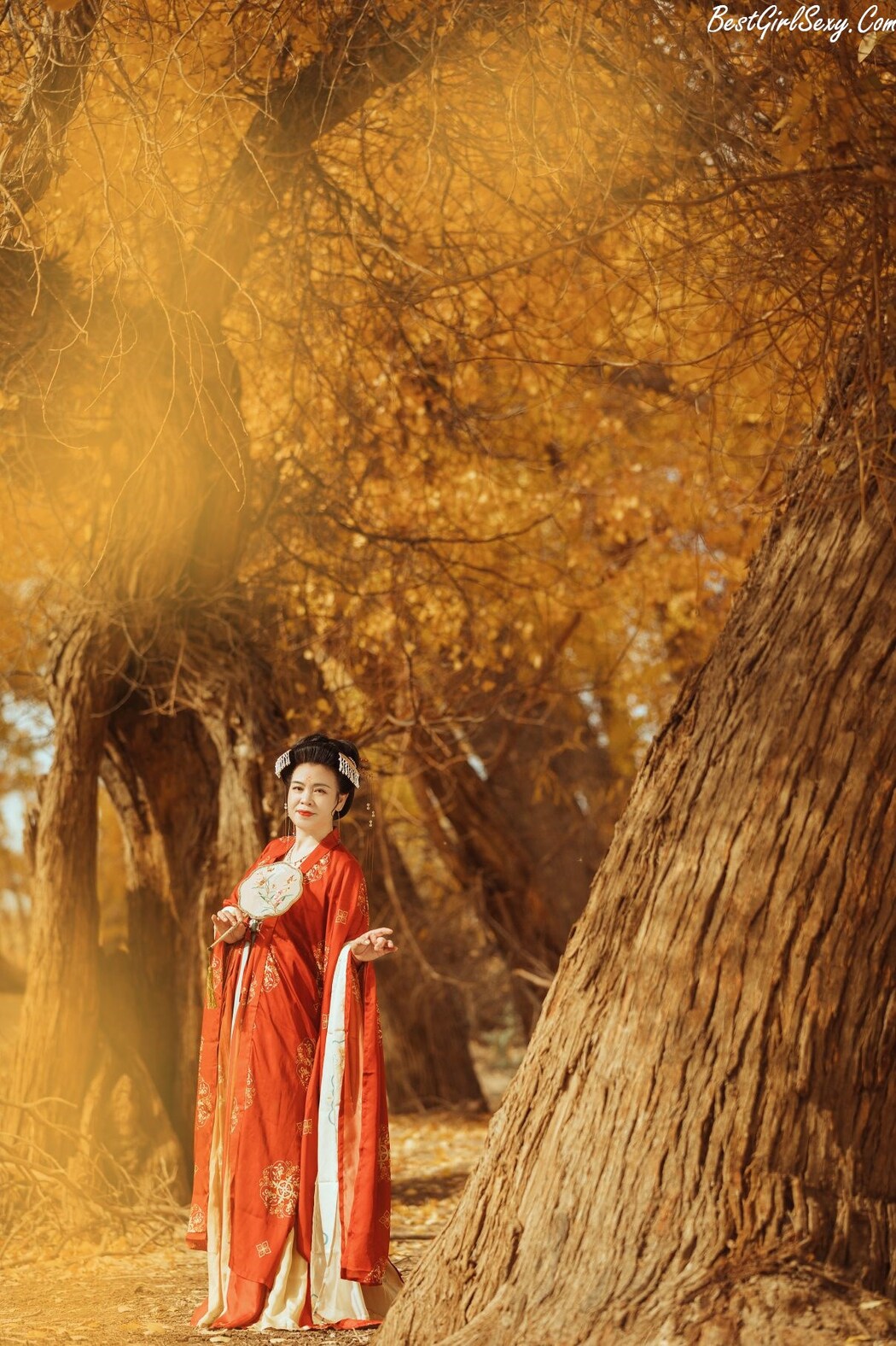 YiTuYu艺图语 Vol.224 Zhi Qiu