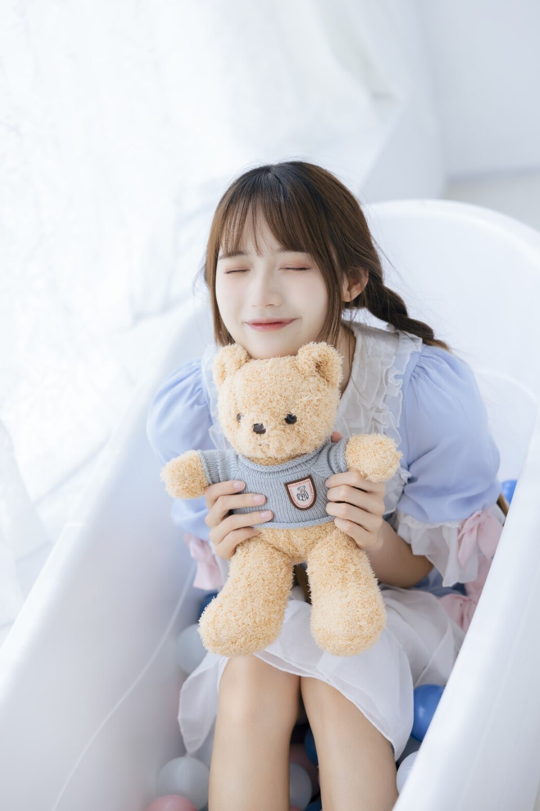 YiTuYu艺图语 Vol.2255 Tu Zi Zzz Bu Chi Hu Luo Bo