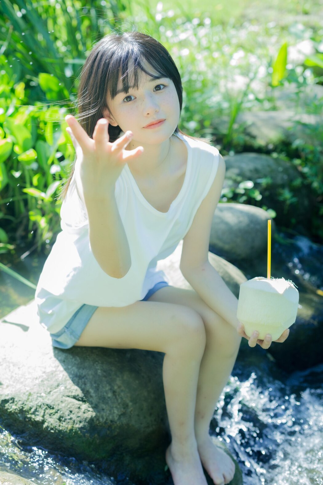 YiTuYu艺图语 Vol.2239 Xiao Yi Mei Mei Cute