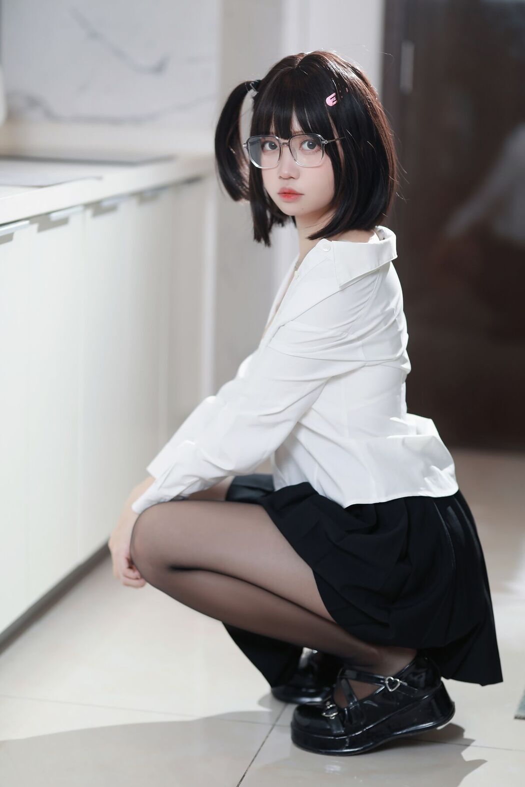Coser@洛桑w伊梓 – 眼镜妹妹