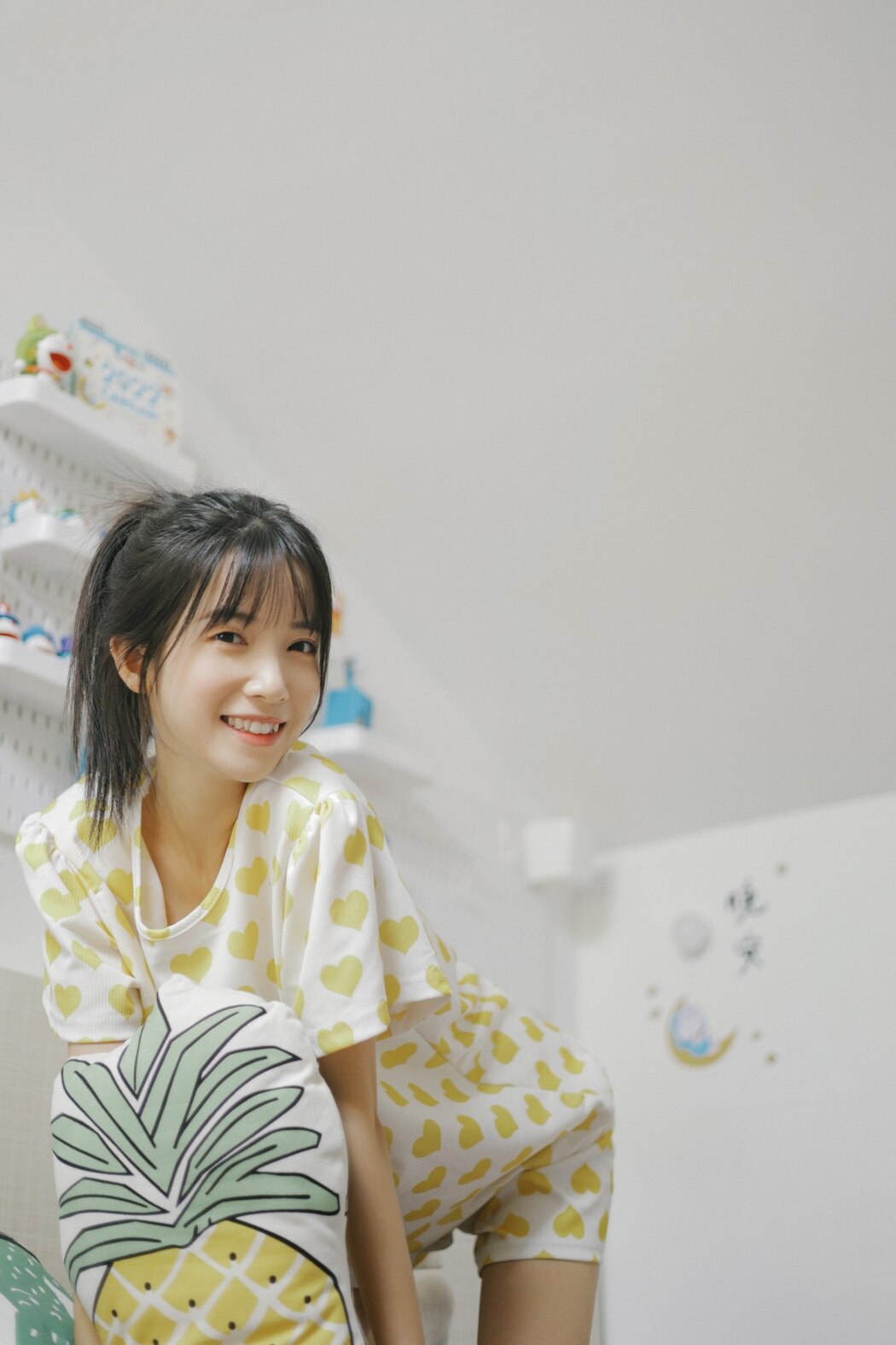 YiTuYu艺图语 Vol.2299 Yi Zhi A Meng Zai