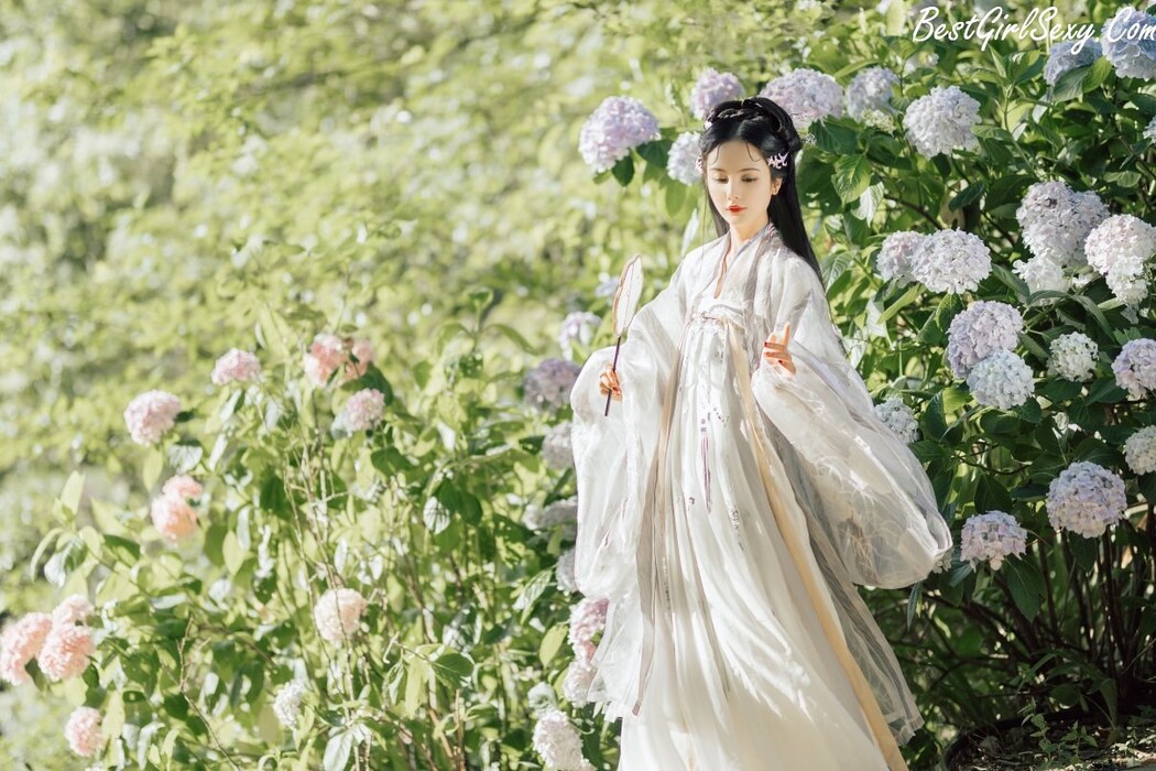 YiTuYu艺图语 Vol.230 Hu Li Ya