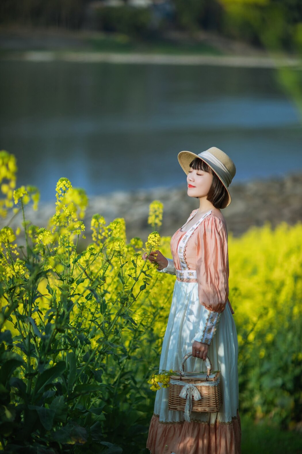 YiTuYu艺图语 Vol.2290 Dong Qin