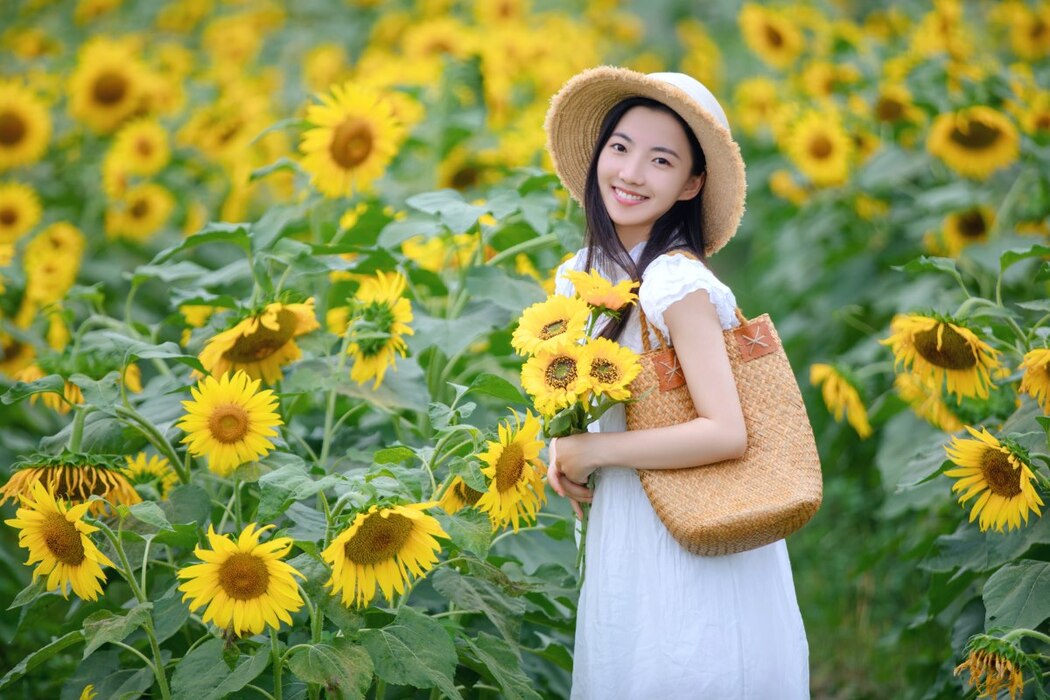 YiTuYu艺图语 Vol.2302 Li Zi
