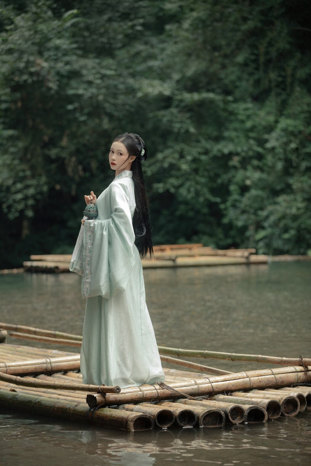 YiTuYu艺图语 Vol.2300 Li Yi Yi