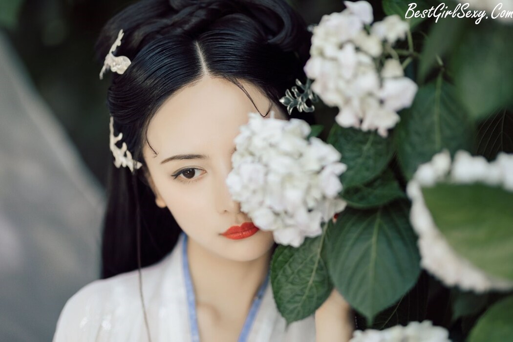YiTuYu艺图语 Vol.230 Hu Li Ya