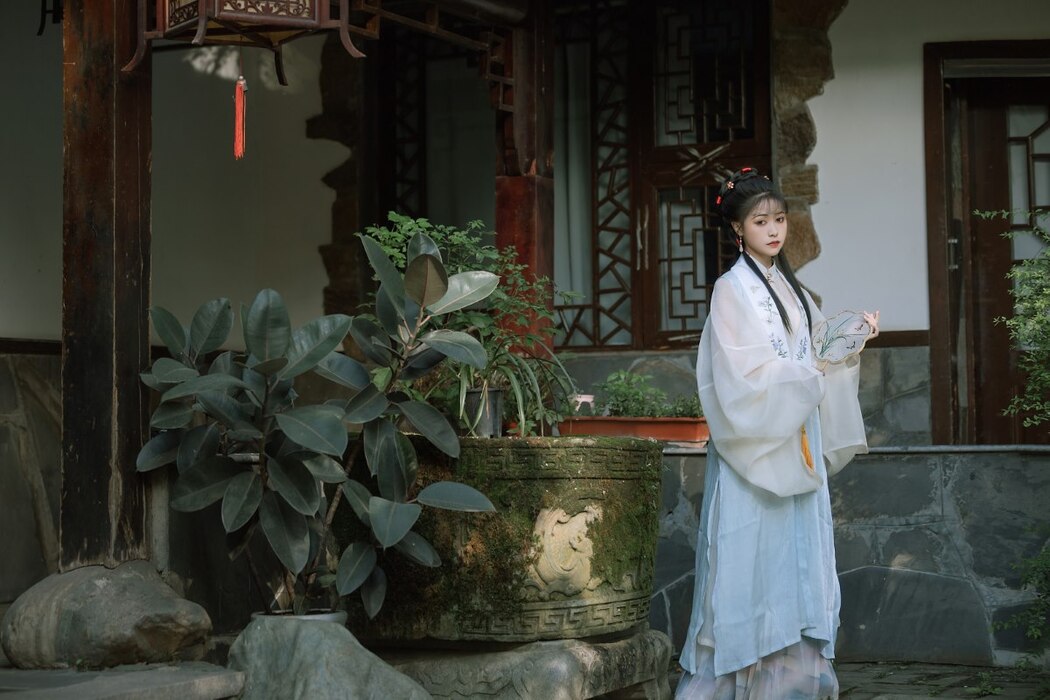YiTuYu艺图语 Vol.2291 Li Yi Yi