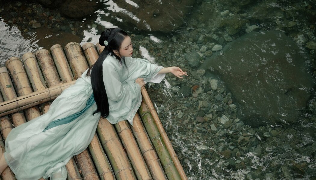 YiTuYu艺图语 Vol.2300 Li Yi Yi