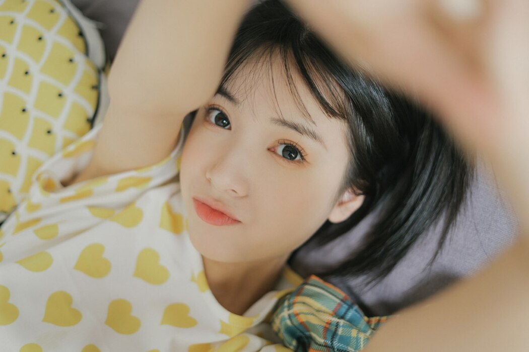 YiTuYu艺图语 Vol.2299 Yi Zhi A Meng Zai