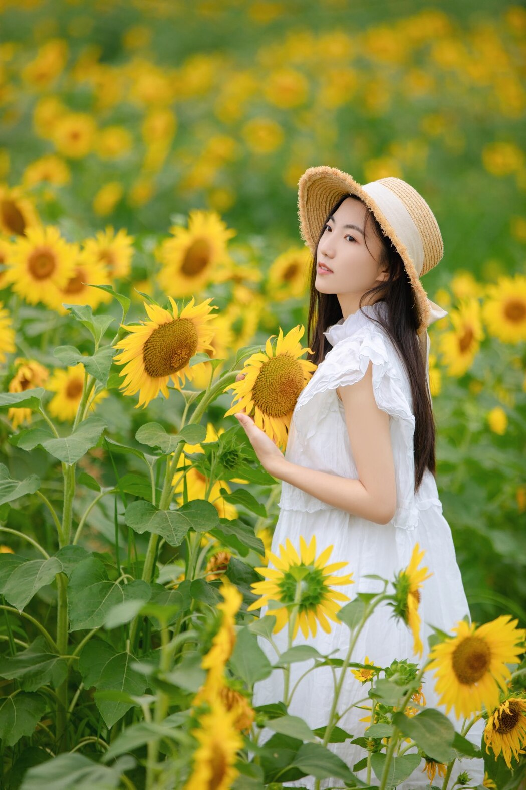 YiTuYu艺图语 Vol.2302 Li Zi