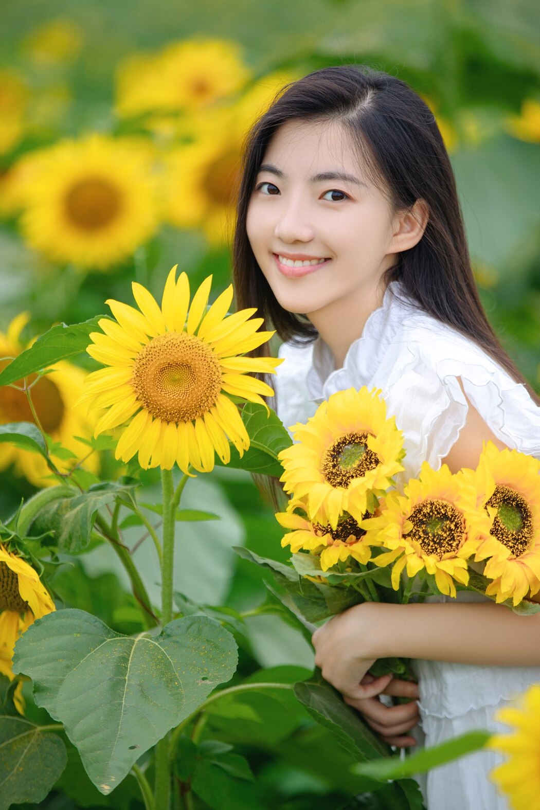 YiTuYu艺图语 Vol.2302 Li Zi