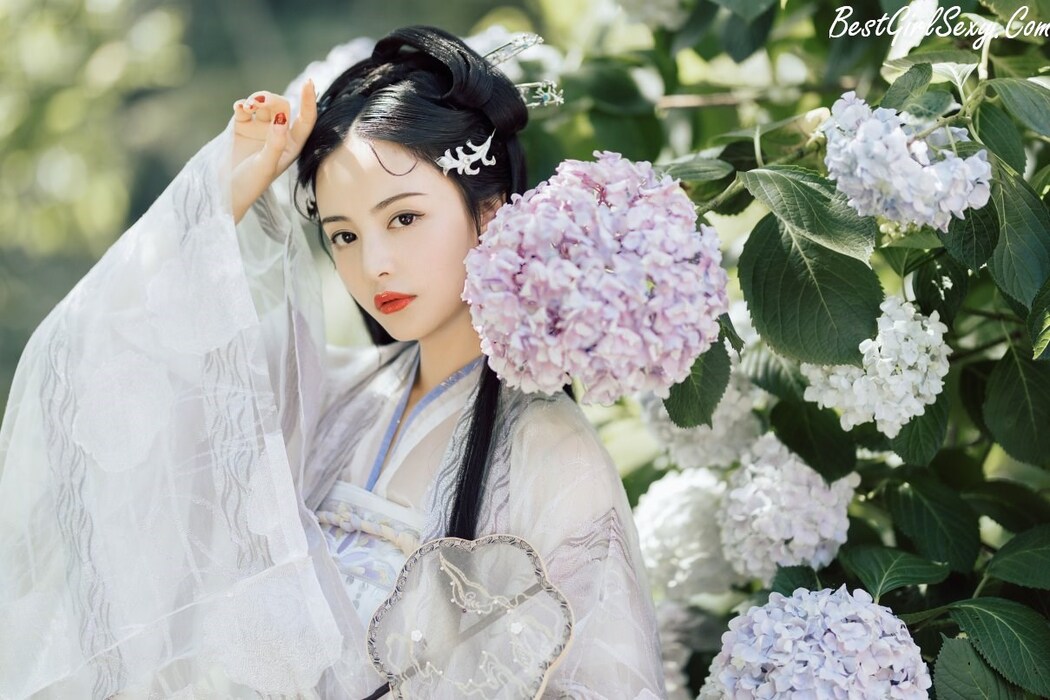 YiTuYu艺图语 Vol.230 Hu Li Ya